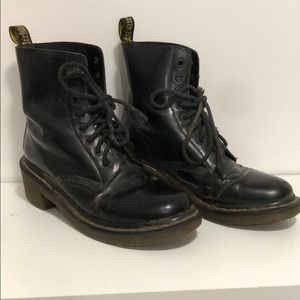 Doc Martin’s w/ Heel!